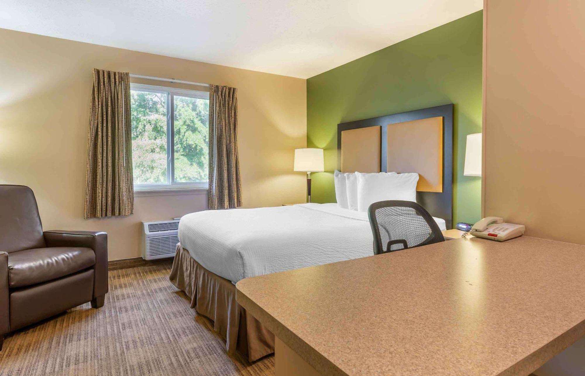 Extended Stay America Suites - Chicago - Lombard - Yorktown Center Екстериор снимка