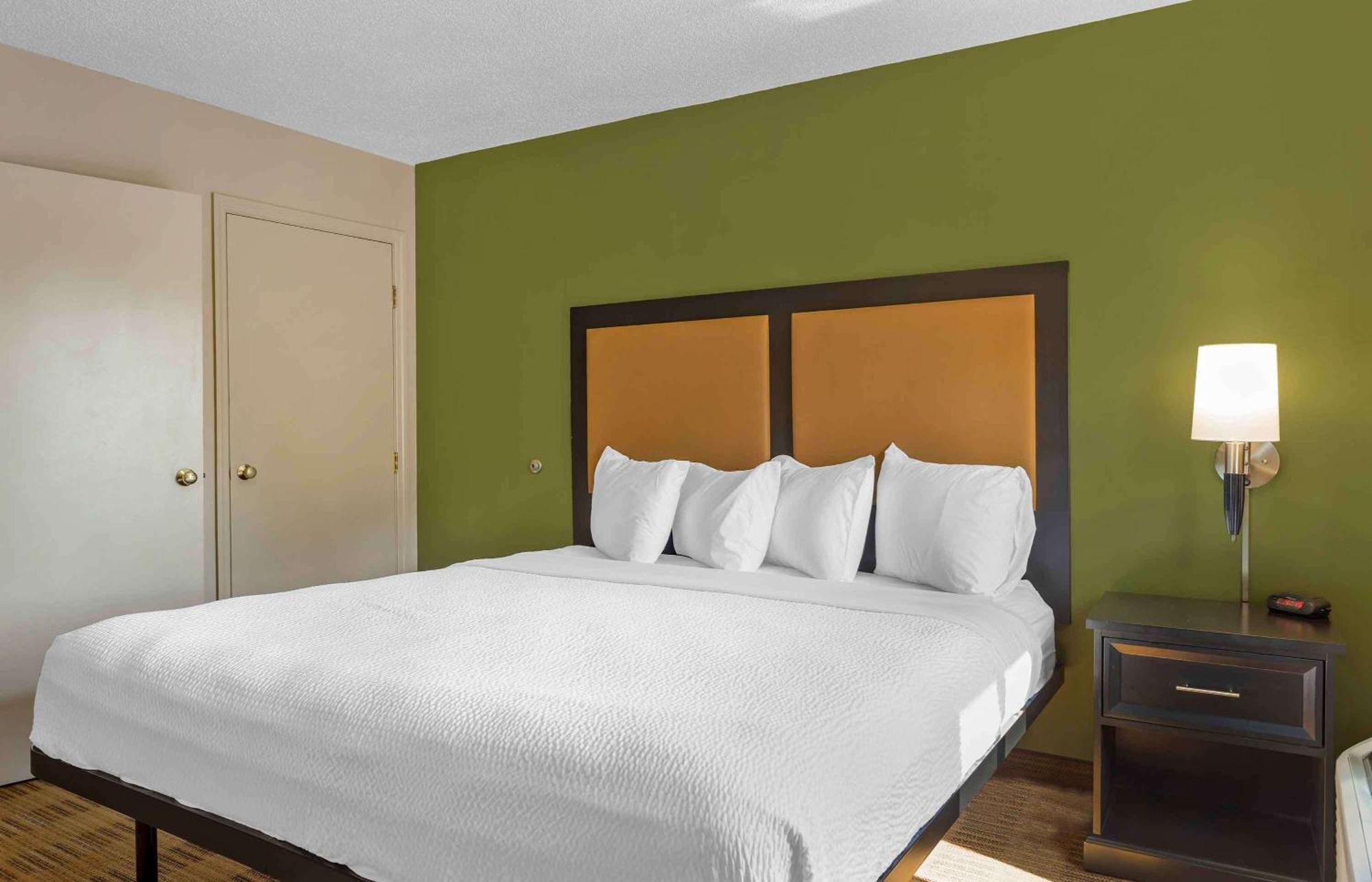 Extended Stay America Suites - Chicago - Lombard - Yorktown Center Екстериор снимка