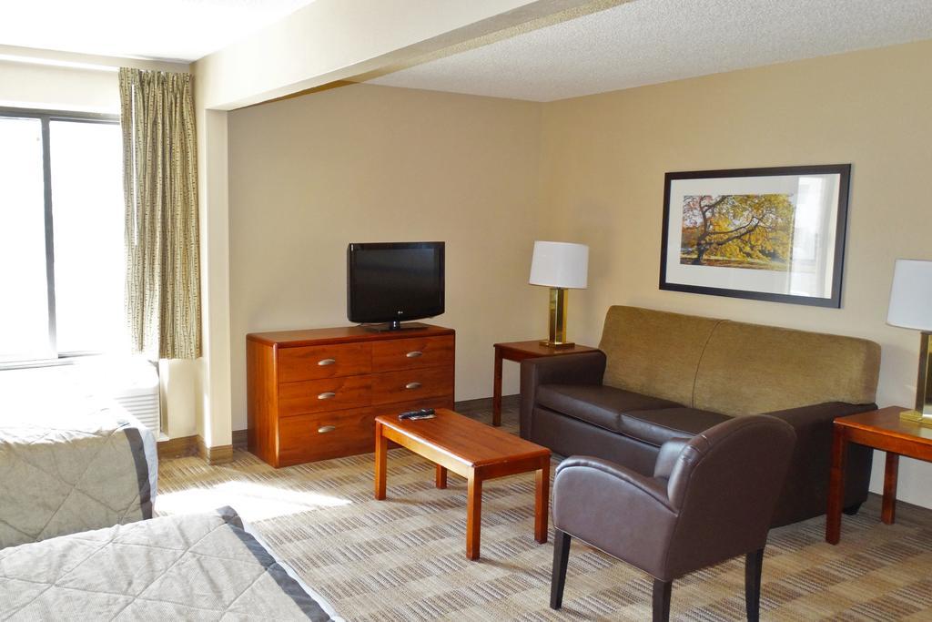 Extended Stay America Suites - Chicago - Lombard - Yorktown Center Екстериор снимка