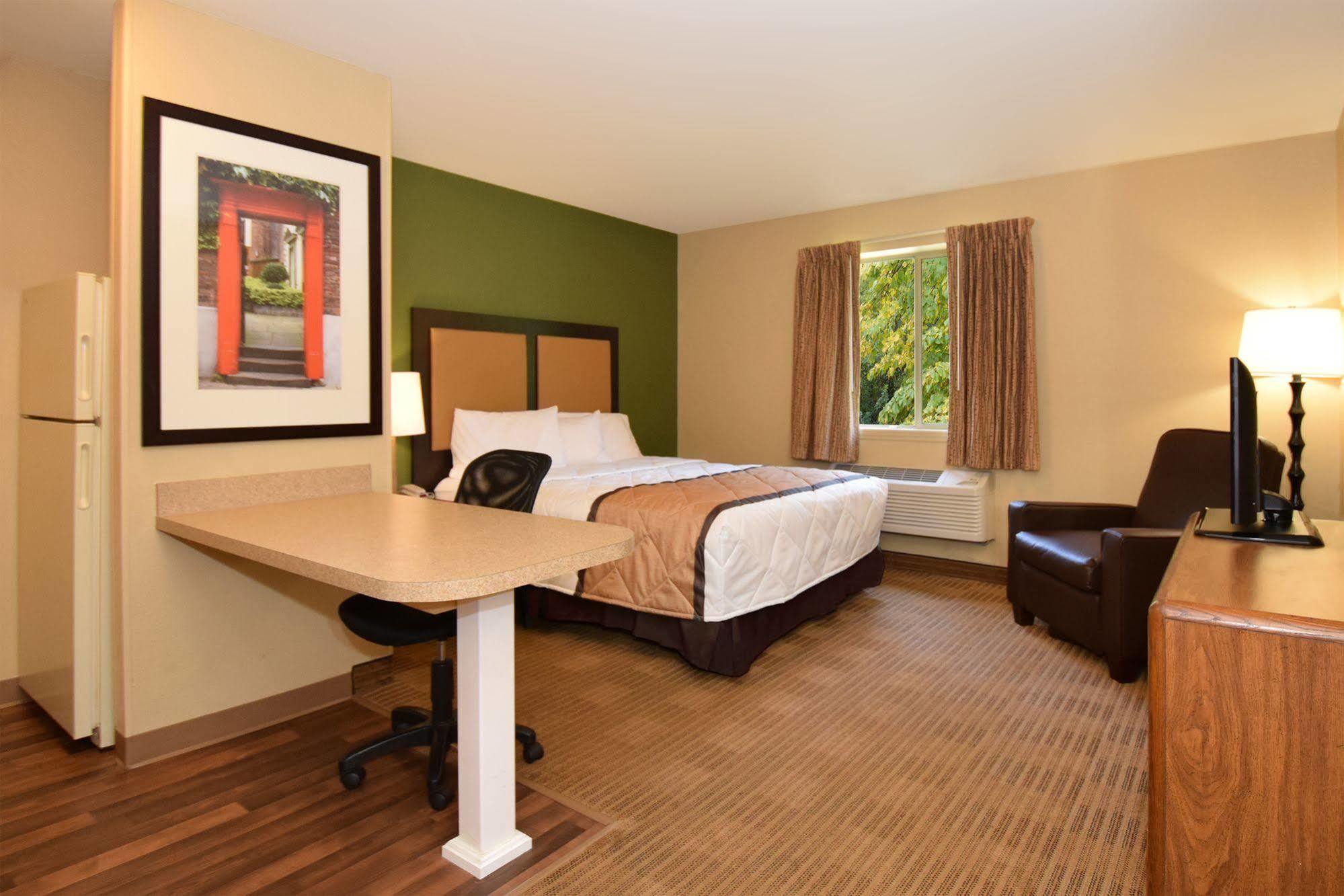 Extended Stay America Suites - Chicago - Lombard - Yorktown Center Екстериор снимка